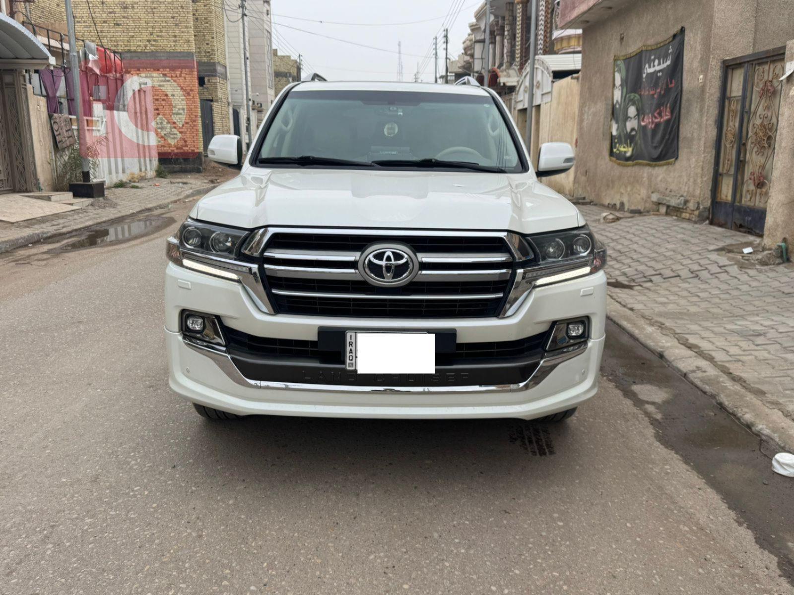 تويوتا لاندكروزر